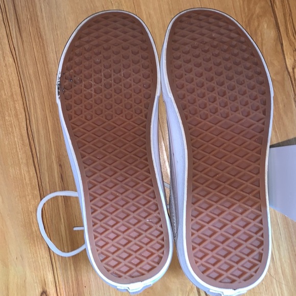 Vans Women's Pink Suede Sneakers - Picture 5 of 10